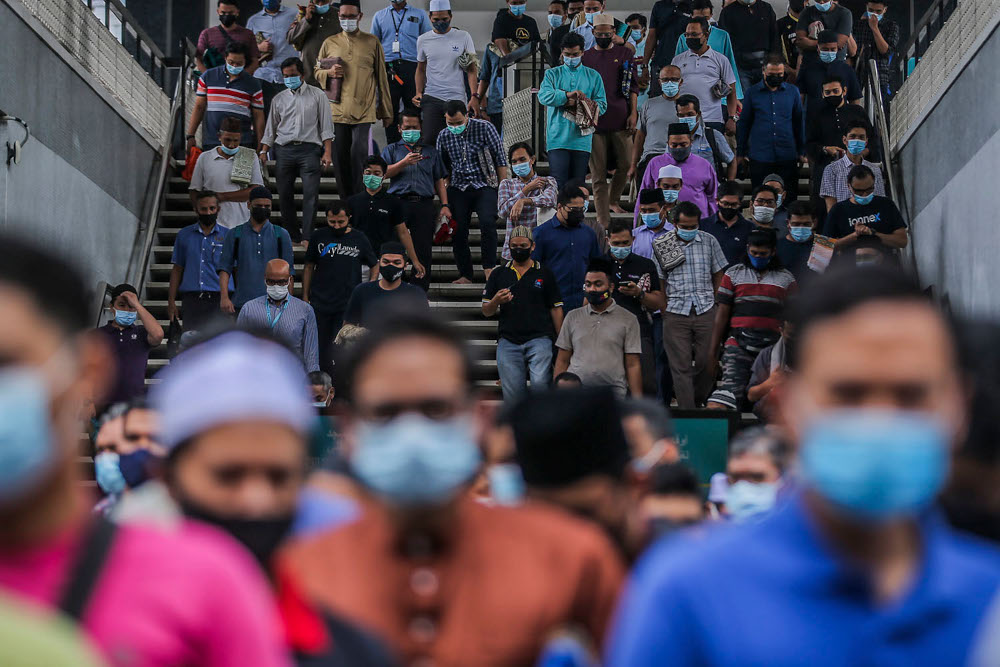 Survey shows Malaysians credit PN rather than PAS with empowering Islamic policies in the country