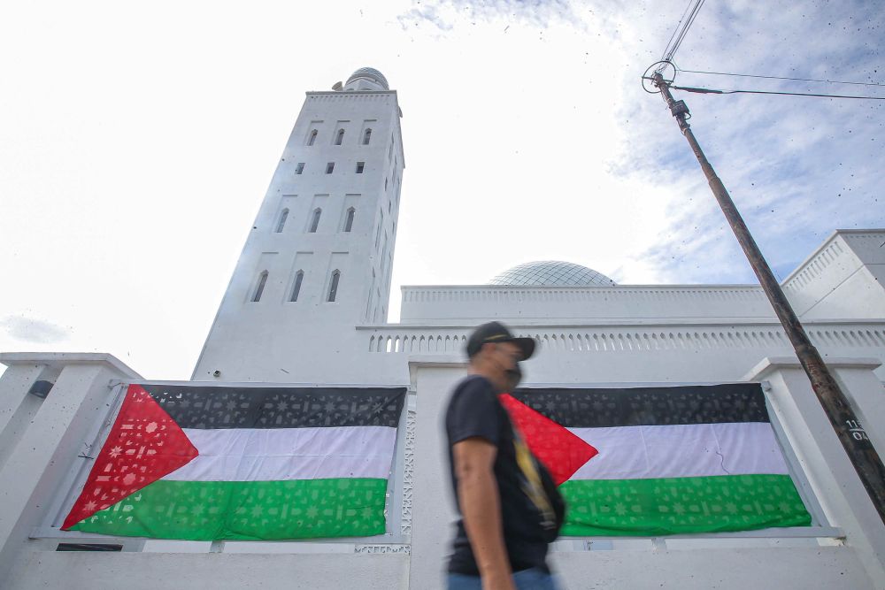 Ebit Liew gets nod for humanitarian mission in Palestine
