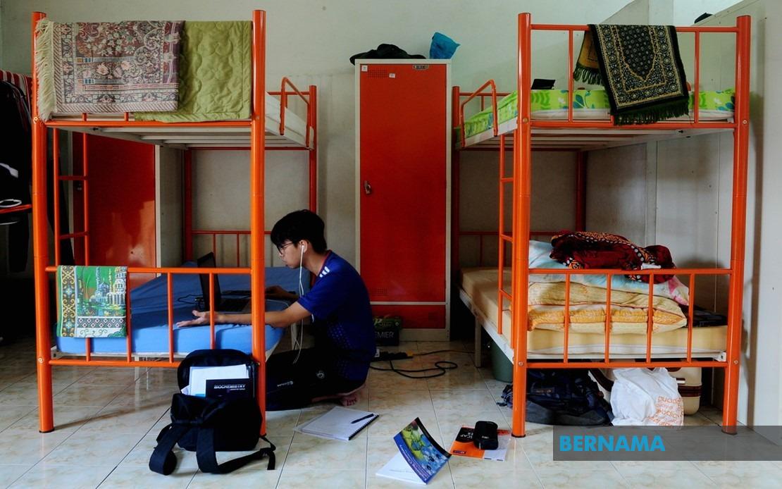 MOE sets four ways for boarding school students to return home for Raya