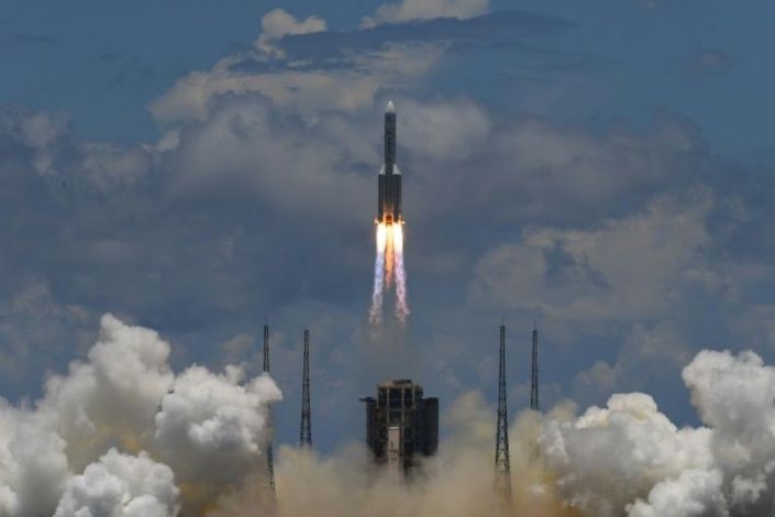 China probe lands on Mars