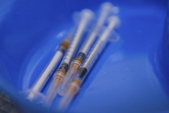 Walk-in Covid-19 vaccinations now underway in Kapit, says Sarawak deputy CM