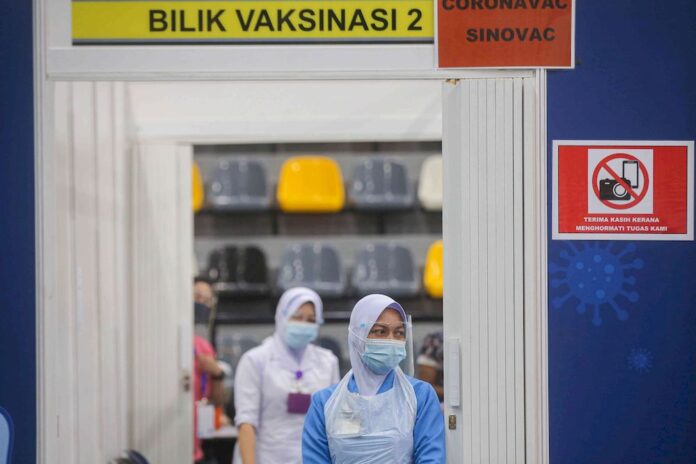 Follow safety standards for wiring extensions, Sarawak power company says after outage at Petra Jaya Covid-19 vaccination centre