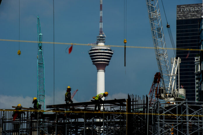 Works Ministry: 150 construction sites ordered to close since June 1 for non-compliance of MCO SOP