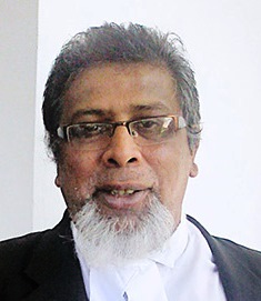 Lawyer sues association, president