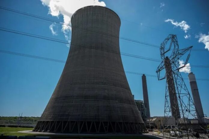 Despite pandemic, atmospheric carbon levels hit new peak