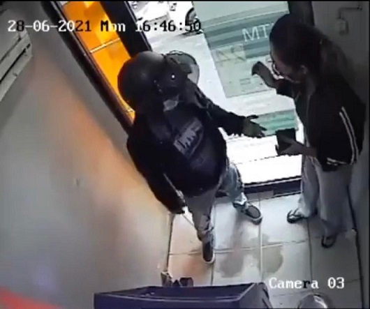 No snatch theft at ATM – police