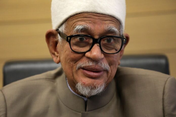 Pas president Hadi Awang in stable condition at IJN, says press sec