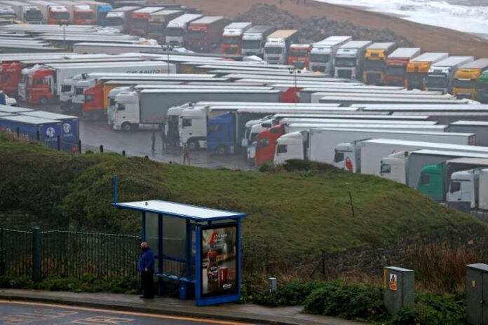 Secret UK defence documents found at bus stop