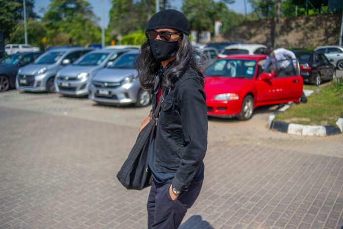 Police to call up Fahmi Reza over Perak MB poster