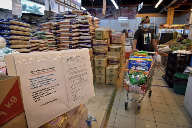 100,000 doses of vaccine to be sent to Labuan