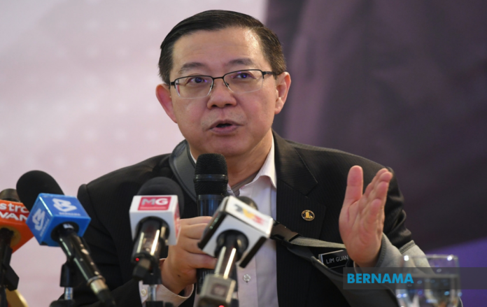 No downside to borrowing RM45b to give Malaysians financial aid, Putrajaya told