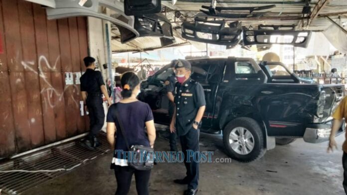 3 business premises, supervisor issued compound for SOP violation