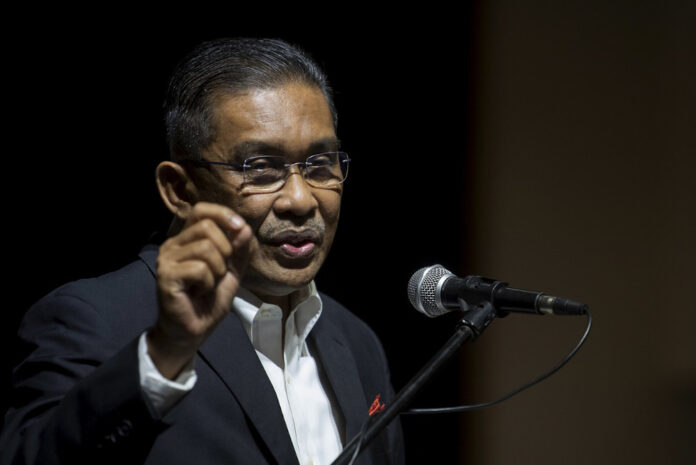 PAS backs Tajuddin’s call for help to curb Covid-19 instead of holding GE15