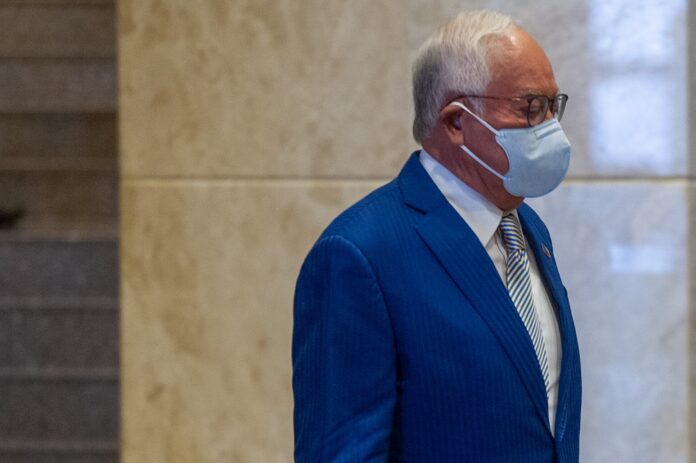 Prosecution, defence in Najib’s RM27m SRC case seek to postpone hearing