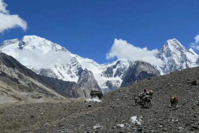 South Korean climber feared dead after historic Pakistan summit