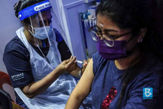324,745 doses of Covid-19 vaccines administered on Saturday – Dr Adham