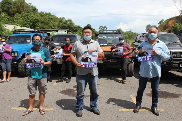 Car sticker campaign to support CM on SOP