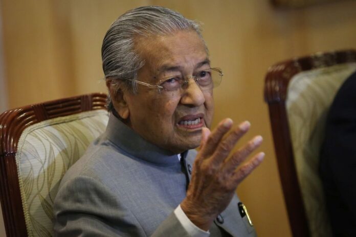 Dr Mahathir: In majority Malay areas, Chinese and Indian voters are the kingmakers in elections