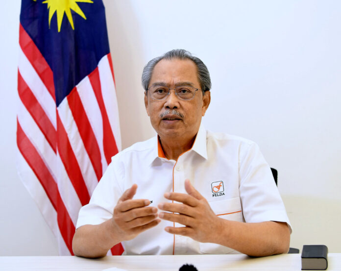 Muhyiddin: Govt agrees to write off RM8.3b of Felda settlers’ loans to reduce 80pc of their burden
