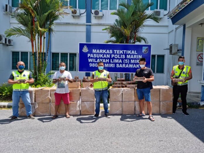 Four-hour stakeout leads to seizure of kretek worth RM163,000 in Miri