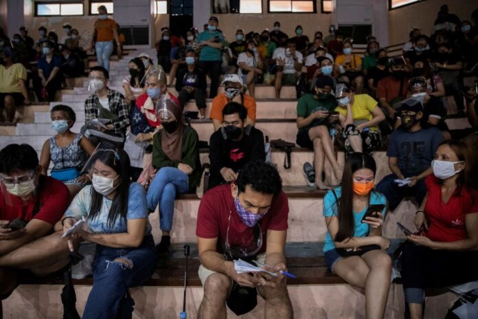 Philippines bar travel from Malaysia, Thailand to curb Delta spread