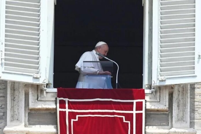 Pope Francis undergoes colon operation: Vatican