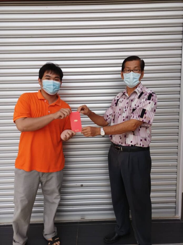 Good Samaritan sends aid to 104 families in Sarikei hard-hit by Covid-19