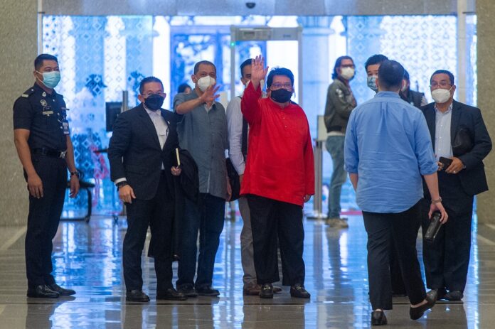 Prosecution appeals against Tengku Adnan’s acquittal in RM2m corruption case