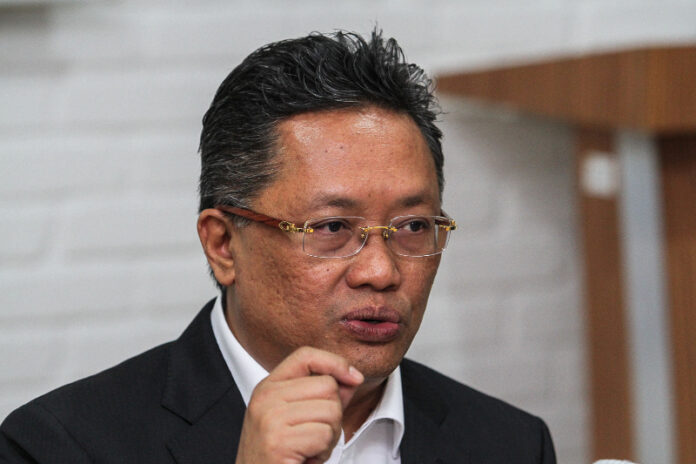 Two Umno division chiefs resign from university board posts