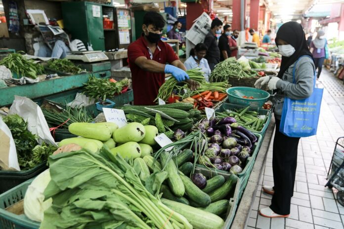 Fama D-G: 60pc of farmers’ markets nationwide will be opened in stages with strict Covid-19 SOP