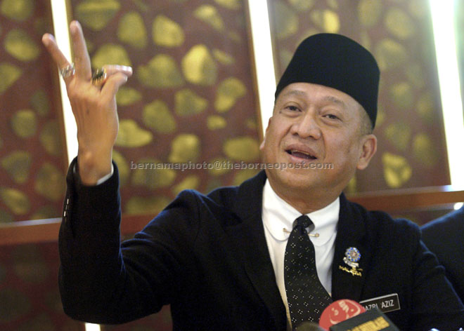 Report: Nazri Aziz denies link to number used to proposition Opposition MPs