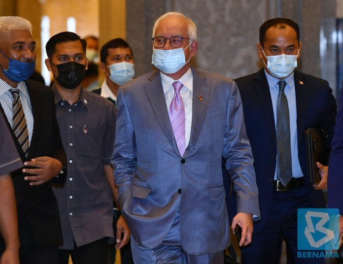 Najib, son fail to get Federal Court to hear constitutional issues pertaining to tax appeals