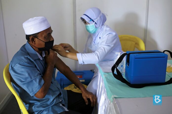 50 pct of adult population to be fully vaccinated by Aug 31 – Khairy