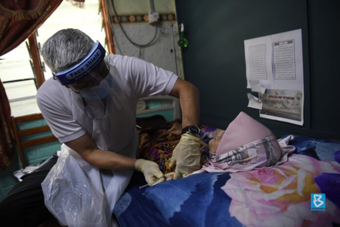 Khairy, JKJAV must continue Covid-19 vaccination efforts despite political turmoil, says former health minister