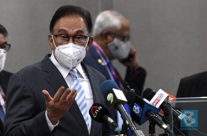 Warisan will back Anwar only if he gets past the ‘magic number’, says Youth chief