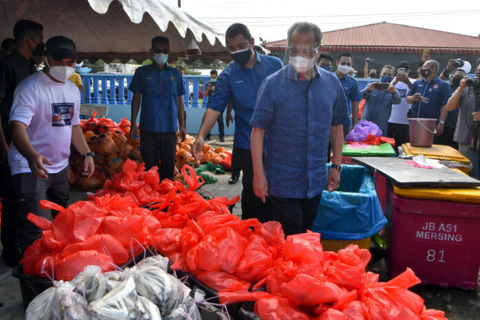 Contact elected reps if name left out for receiving aid – Muhyiddin