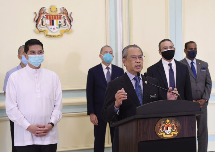PM: Government to table bills in Dewan Rakyat to limit the premiership tenure to two terms, stop party-hopping