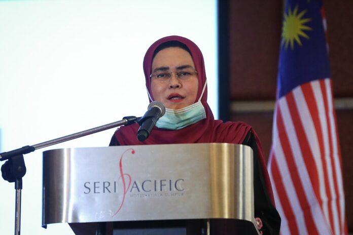 Covid: Over 300,000 individuals have received vaccine through Movak, says unity minister