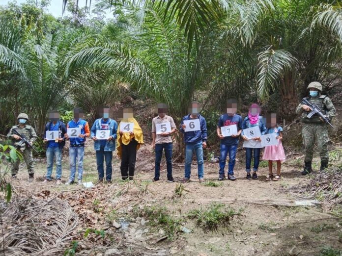 12 Indonesians caught entering state illegally deported