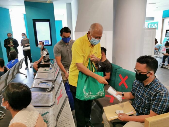 Ting suggests alternative ways for BKSS recipients to make withdrawals