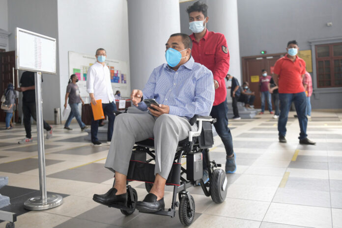 In Kuala Lumpur, Big Blue Taxi Services founder pleads not guilty to accepting RM10,000 bribe