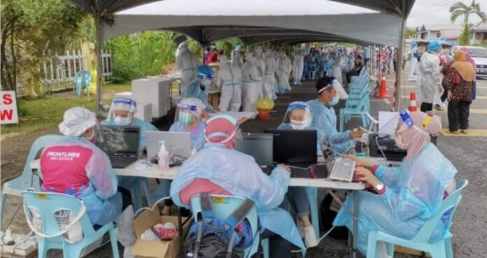 Covid-19: Two deaths, 759 new cases in Sarawak today