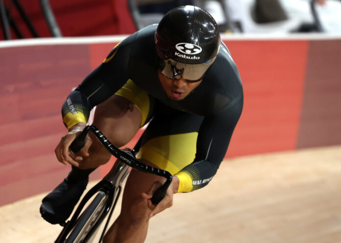 Azizulhasni, Shah Firdaus in final fling for Tokyo Olympic medals