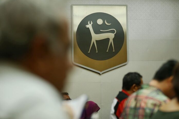 Bank Negara foresees all states to move to NRP Phase Three at least by Nov 2021; economic outlook to improve in 2022