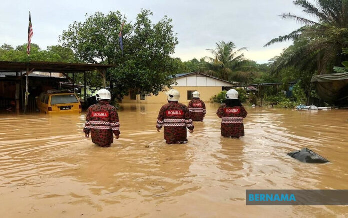 Hundreds of homes in Balik Pulau, Teluk Kumbar and Teluk Bahang hit by flash floods