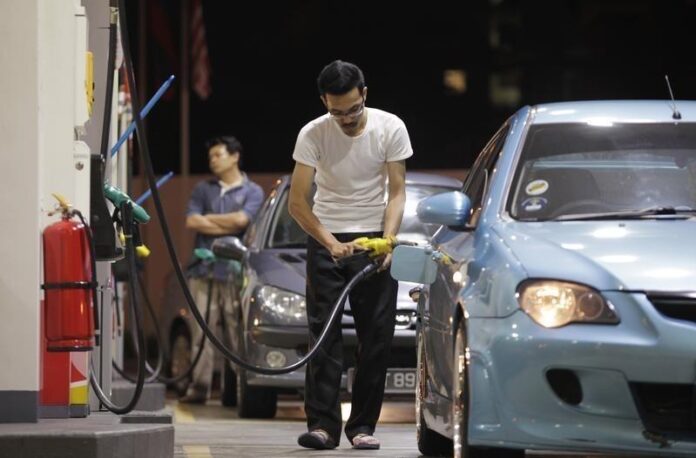 RON97 down two sen, RON95, diesel unchanged