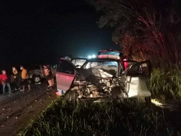 Car passenger killed in head-on collision with pick-up at Jln Bau-Krokong