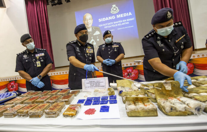 Kelantan cops arrest married couple, seize drugs worth more than RM2m
