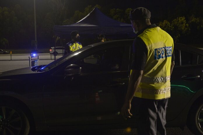 Cops nab 15 during ‘Op Samseng Jalanan’ in KL