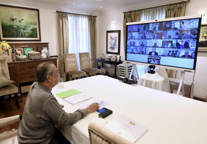Muhyiddin chairs second NRC meeting, discusses need to reopen business sector